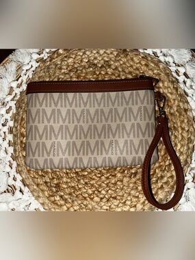 MKP Wristlet NWOT